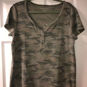Camo American Eagle top